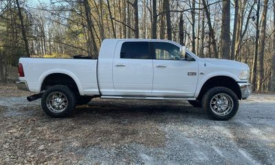 2012 Dodge Ram Laramie
