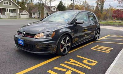 2015 Volkswagen GTI SE