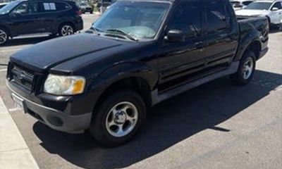 2005 Ford Explorer Sport Trac XLS