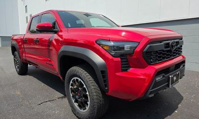 2026 Toyota Tacoma SR5