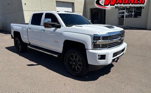 2017 Chevrolet Silverado High Country