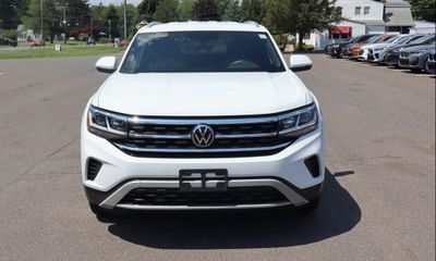 2023 Volkswagen Atlas 4MOTION SE