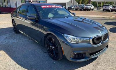 2017 BMW 740I