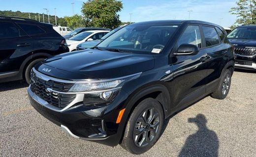 2025 Kia Seltos LX