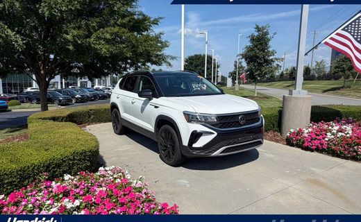 2023 Volkswagen Taos 4MOTION SE