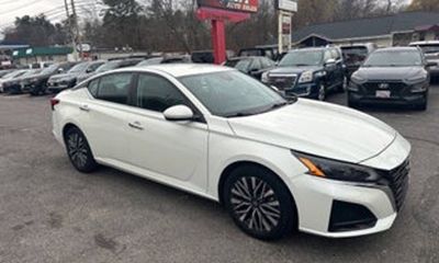 2024 Nissan Altima SR