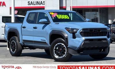 2026 Toyota Tacoma TRD OFF Road