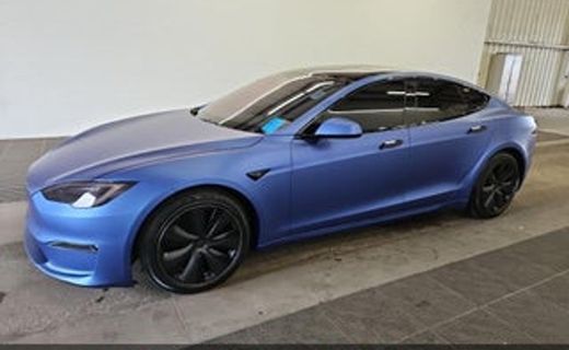 2022 Tesla Model S Plaid