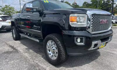 2015 GMC Sierra Denali