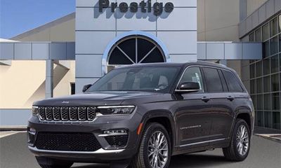 2022 Jeep Grand Cherokee Summit