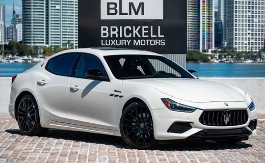2024 Maserati Ghibli Modena Q4