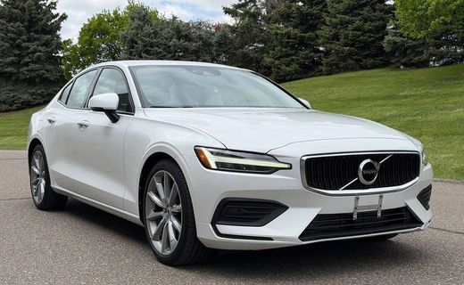 2020 Volvo S60 Momentum