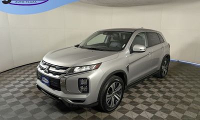 2022 Mitsubishi Outlander Sport SE
