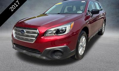 2017 Subaru Outback Base
