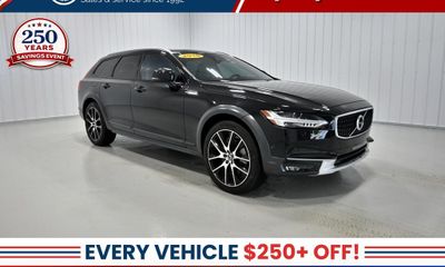 2018 Volvo V90CC Inscription