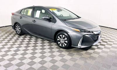 2020 Toyota Prius Prime phev LE