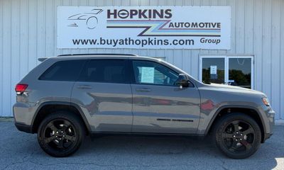 2019 Jeep Grand Cherokee Laredo