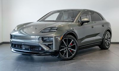 2026 Porsche Macan