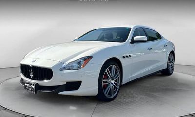 2016 Maserati Quattroporte Essence
