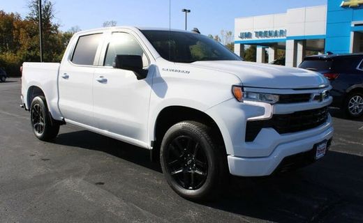 2022 Chevrolet Silverado RST