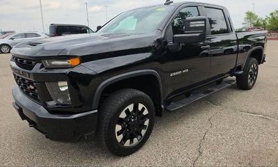 2020 Chevrolet Silverado Custom