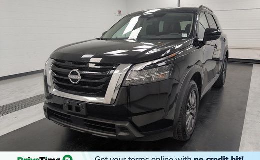 2022 Nissan Pathfinder SV