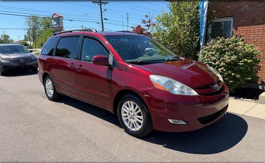 2008 Toyota Sienna XLE