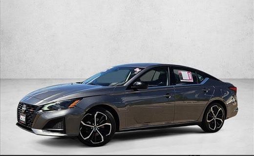 2024 Nissan Altima SR