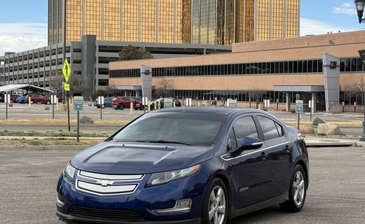 2013 Chevrolet Volt Standard