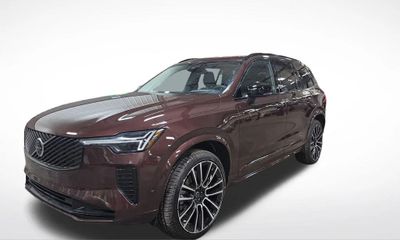 2026 Volvo XC90 Ultra Dark