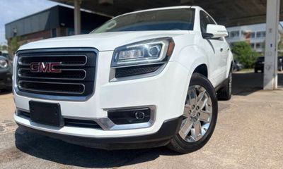 2017 GMC Acadia Limited SLT 2
