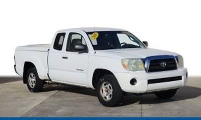 2004 Toyota Tacoma Deluxe
