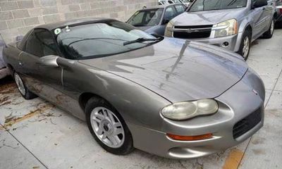 2002 Chevrolet Camaro Base