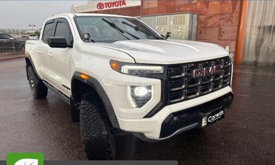 2023 GMC Canyon AT4X