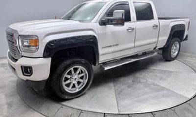 2018 GMC Sierra Denali
