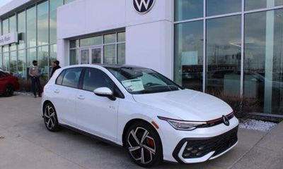 2026 Volkswagen Golf GTI SE