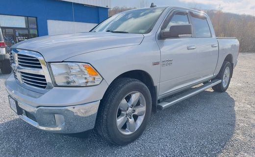 2017 Ram 1500 SLT