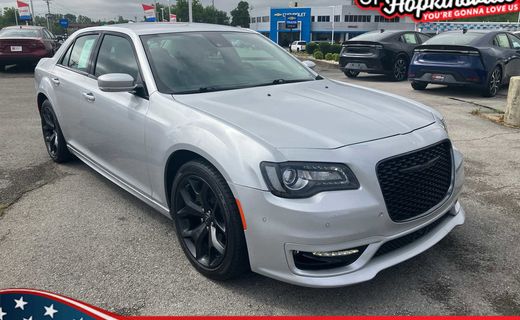 2022 Chrysler 300 Touring L