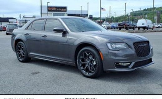2022 Chrysler 300 Touring L