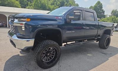 2020 Chevrolet Silverado LT
