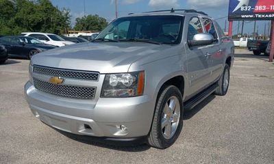 2013 Chevrolet Avalanche LS Black Diamond
