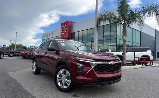 2025 Chevrolet Trax LS