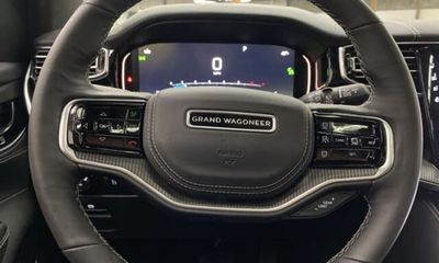 2022 Jeep Grand Wagoneer Series II
