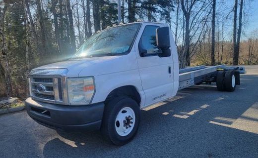 2011 Ford E-450