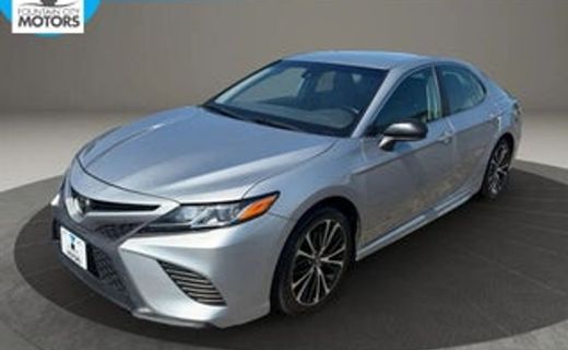 2020 Toyota Camry SE