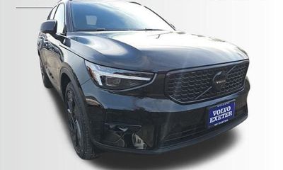 2026 Volvo XC40 Ultra Black Edition
