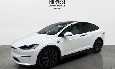 2023 Tesla Model X Plaid