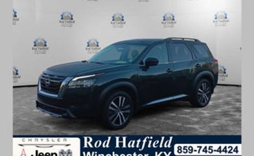 2023 Nissan Pathfinder Platinum