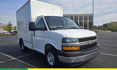 2024 Chevrolet Express Cutaway 3500 Cincinnati