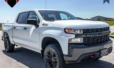 2019 Chevrolet Silverado Trail Boss Custom